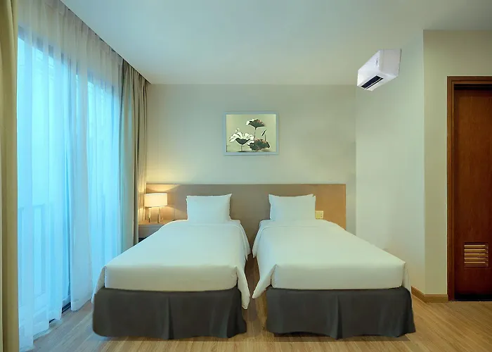 Căn hộ Nguyên Căn, 5 Ngủ, Bể Bơi Chung, Cách Bãi Biển 100m